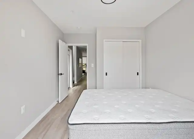 Property at 910 Euclid St NW, Washington, DC, 20001, 1 bed, 1 bath, [object Object]