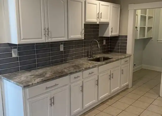 Property at 41 Methuen St Unit 1, Lowell, MA, 01850, 3 beds, 1 bath, [object Object]