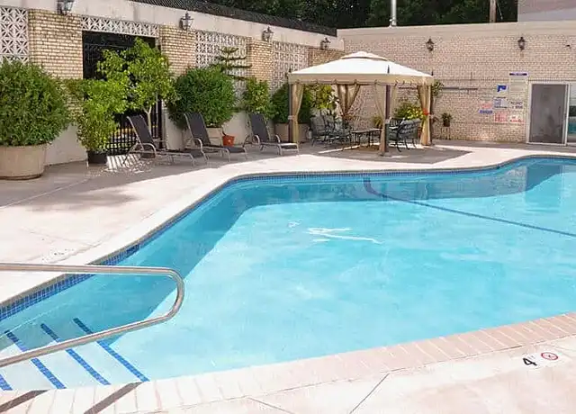 Property at Montcalm Luxury Apartments - 535 Lexington Pkwy S, St Paul, MN, 55116, 2 beds, 2 baths, [object Object]