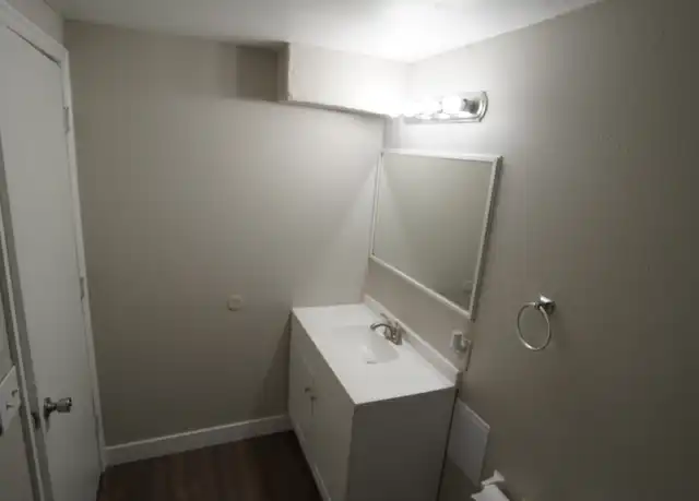 Property at 925 W Gentile St, Layton, UT, 84041, 1 bed, 1 bath, [object Object]