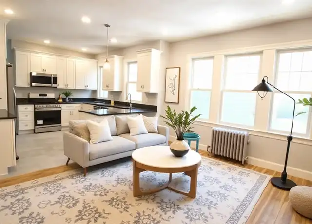 Property at 91 Verndale St Unit 2, Brookline, MA, 02446, 4 beds, 2 baths, [object Object]