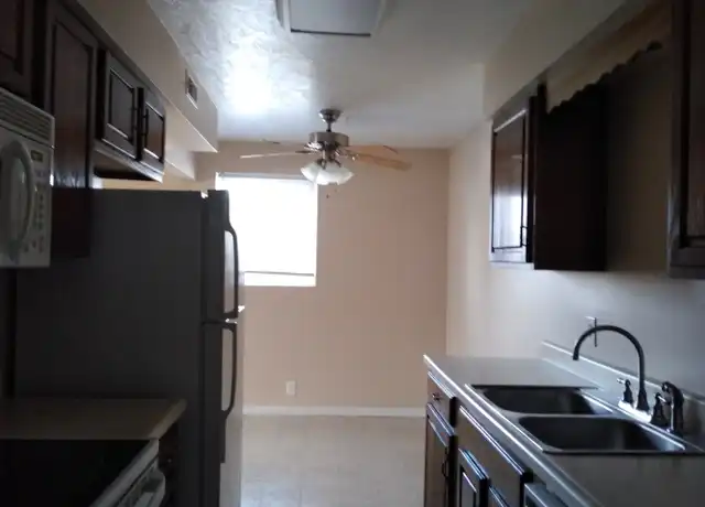 Property at 707 N 90th St Unit 108, Omaha, NE, 68114, 1 bed, 1 bath, [object Object]