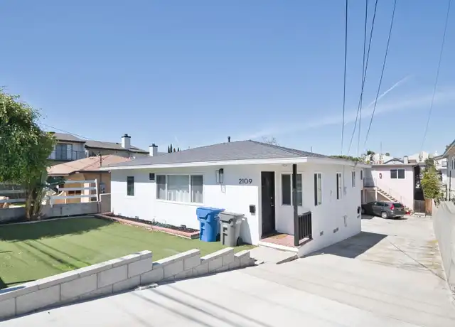 Property at 2109 Rockefeller Ln Unit B, Redondo Beach, CA, 90278, 2 beds, 1 bath, [object Object]