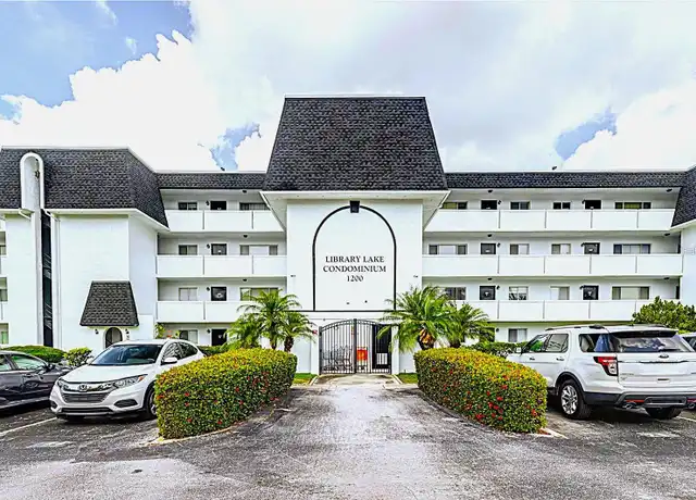 Property at 1200 37th St N #206, Saint Petersburg, FL, 33713, 1 bed, 1 bath, [object Object]