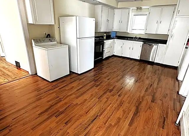 Property at 186 Pine St, Burlington, VT, 05401, 4 beds, 1 bath, [object Object]