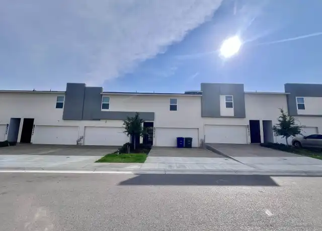 Property at 9910 Bijan Dr Unit 9910, Laredo, TX, 78045, 3 beds, 2.5 baths, [object Object]