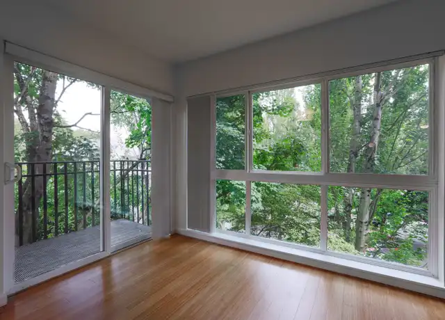 Property at BARCELONA APARTMENTS (MCM08) - 210 NW 20th Ave, Portland, OR, 97209, 1 bed, 1 bath, [object Object]
