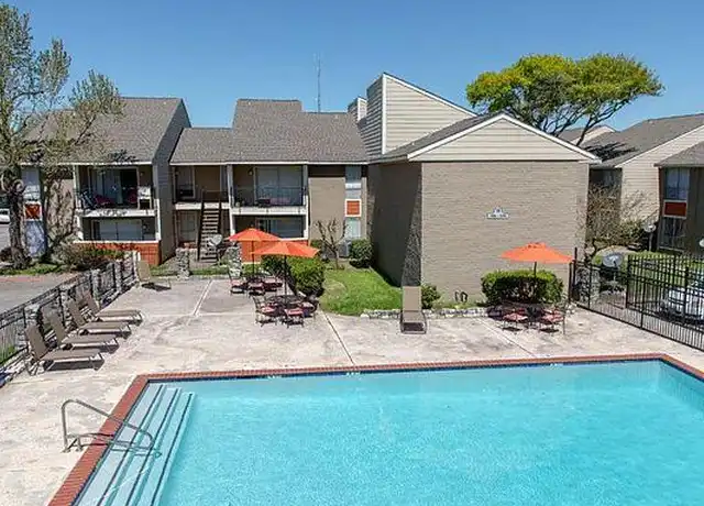 Property at 10300 S Wilcrest Dr, Houston, TX, 77099, 1 bed, 1 bath, [object Object]