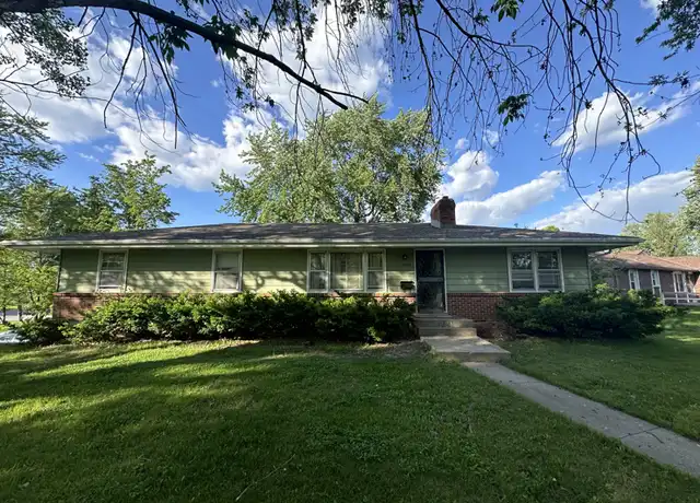 Property at 10400 E 79th St, Raytown, MO, 64138, 4 beds, 3 baths, [object Object]
