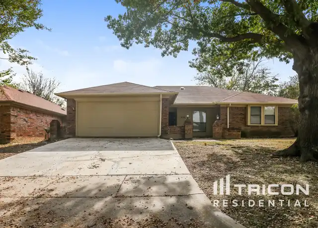 Property at 934 Robinwood Dr, Arlington, TX, 76017, 3 beds, 2 baths, [object Object]