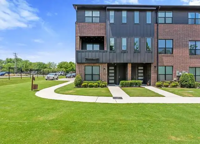 Property at 2830 Addison Park Ln, Fort Worth, TX, 76110, 3 beds, 3.5 baths, [object Object]