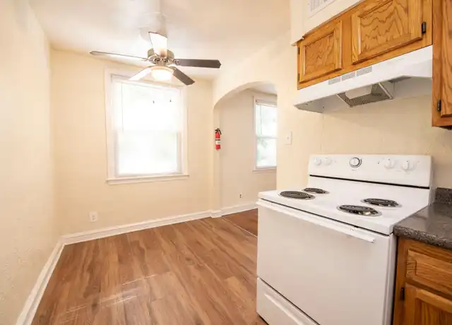 Property at 3901 E Roosevelt Blvd, Philadelphia, PA, 19124, 1 bed, 1 bath, [object Object]
