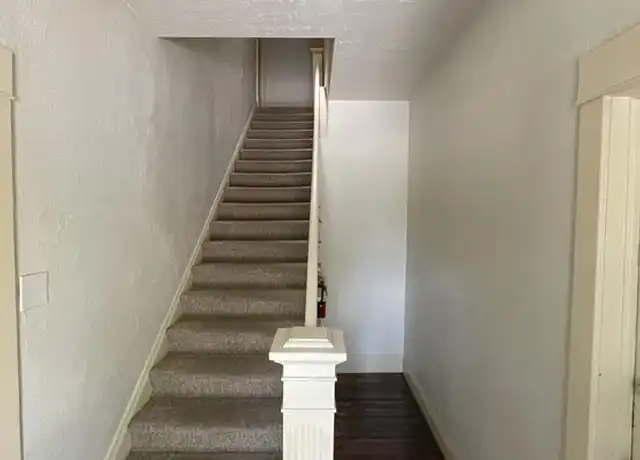 Property at 421 Edith Blvd SE #4, Albuquerque, NM, 87102, 1 bed, 1 bath, [object Object]