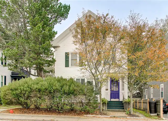 Property at 13 Everett St #1, Newport, RI, 02840, 2 beds, 1 bath, [object Object]