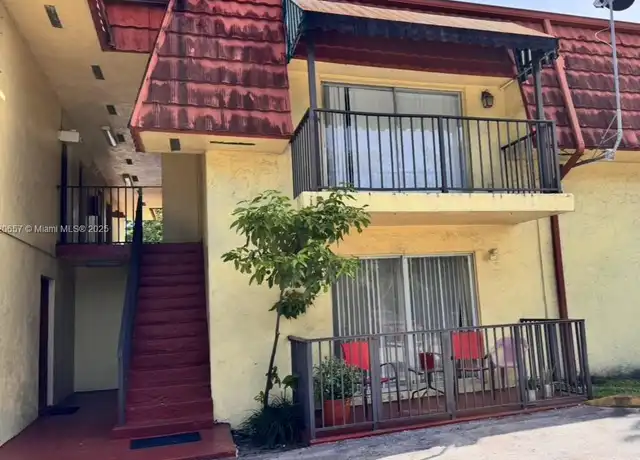 Property at 8009 W 6th Ave Unit L, Hialeah, FL, 33014, 2 beds, 1 bath, [object Object]