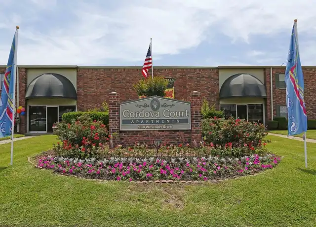 Property at 900 Westgate Dr Unit 76 UP, Bossier City, LA, 71112, 2 beds, 1 bath, [object Object]