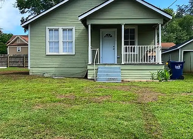 Property at 508 W Sixth St, Brenham, TX, 77833, 2 beds, 1 bath, [object Object]