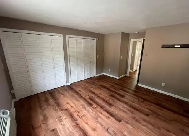Property at 117 John St, Lincoln, RI, 02865, 1 bed, 1 bath, [object Object]