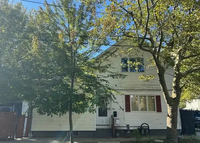 Property at 268 Alabama Ave Unit 2, Providence, RI, 02905, 2 beds, 1 bath, [object Object]