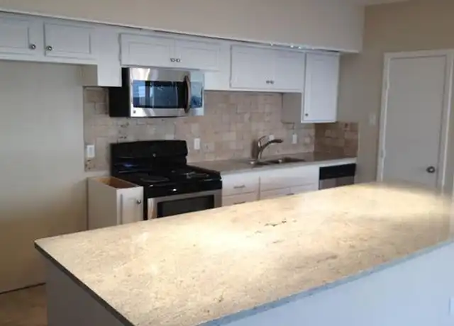 Property at 3505 Hanover Ln, Irving, TX, 75062, 3 beds, 2 baths, [object Object]