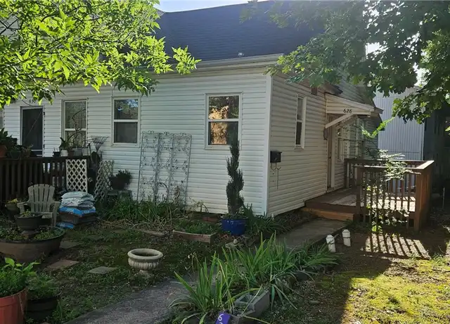 Property at 628 Whitham Ave, Fayetteville, AR, 72701, 1 bed, 1 bath, [object Object]
