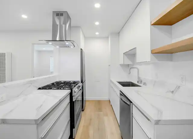 Property at 519 Hill St Unit 03, Santa Monica, CA, 90405, 1 bed, 1 bath, [object Object]