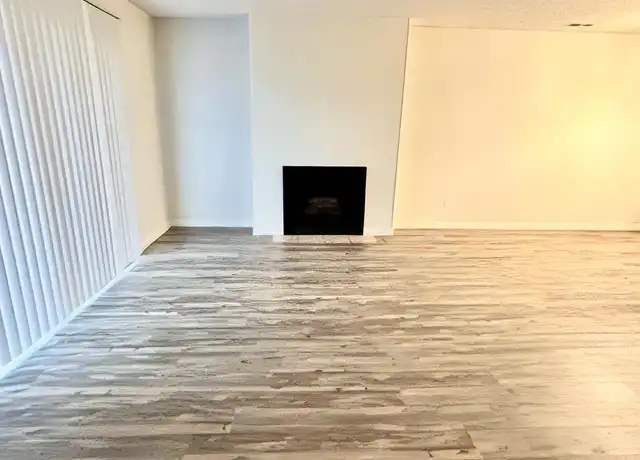 Property at 700 Crater Lake Ave Unit 81, Medford, OR, 97504, 2 beds, 1.5 baths, [object Object]