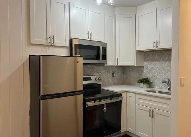 Property at 11 Cazenove St Unit 3, Boston, MA, 02116, 1 bed, 1 bath, [object Object]