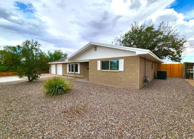 Property at 2105 Carlyle Dr, Las Cruces, NM, 88005, 3 beds, 2 baths, [object Object]