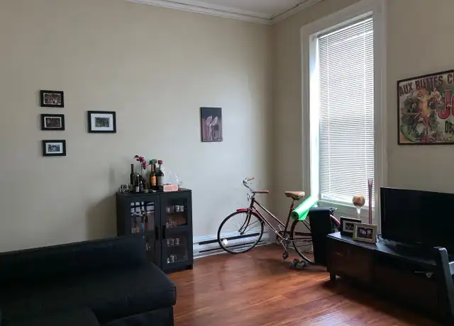 Property at 849 N 5th St Unit 2F, Philadelphia, PA, 19123, 1 bed, 1 bath, [object Object]