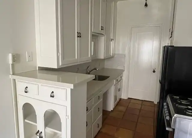Property at 124 S Camden Dr Unit 204, Beverly Hills, CA, 90212, 0 beds, 1 bath, [object Object]