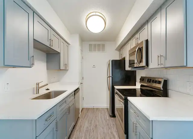 Property at Tides at Royal Lane North - 9505 Royal Ln, Dallas, TX, 75243, 1 bed, 1 bath, [object Object]