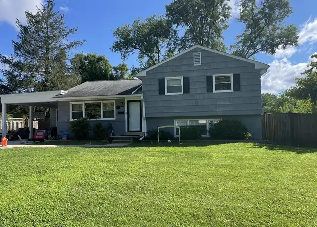 Property at 921 Frederick St SW, Vienna, VA, 22180, 4 beds, 2 baths, [object Object]