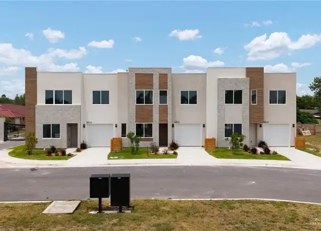 Property at 1202 N Lincoln Ave, San Juan, TX, 78589, 3 beds, 2.5 baths, [object Object]