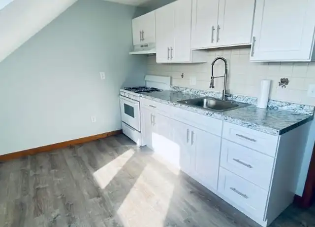 Property at 263 Bourne Ave Unit 3, Rumford, RI, 02916, 2 beds, 1 bath, [object Object]