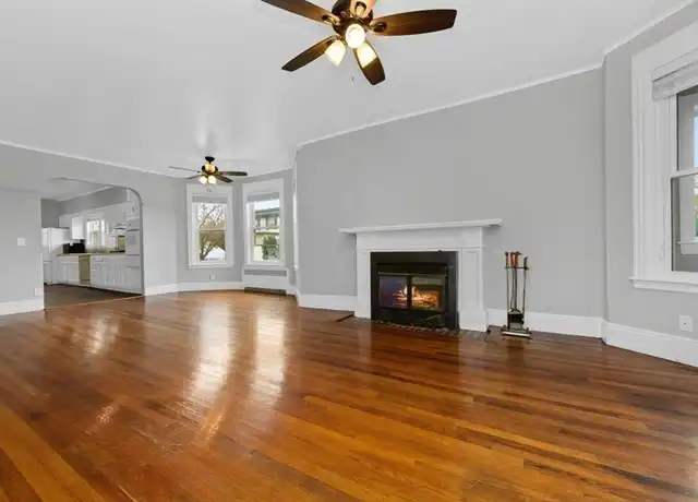 Property at 129 Lynnway Unit 1, Revere, MA, 02151, 2 beds, 1 bath, [object Object]