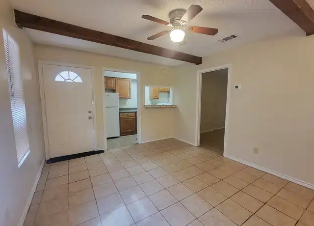 Property at 5103 Avenue Q 1/2 Unit 3, Galveston, TX, 77551, 1 bed, 1 bath, [object Object]