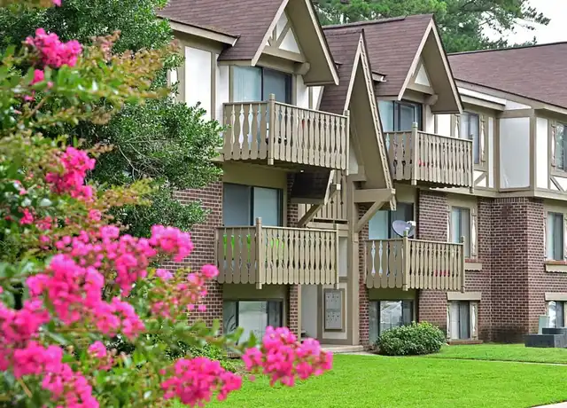 Property at Lake in the Pines - 848 Tamarack Dr, Fayetteville, NC, 28311, 1-2 bed, 1 bath, [object Object]
