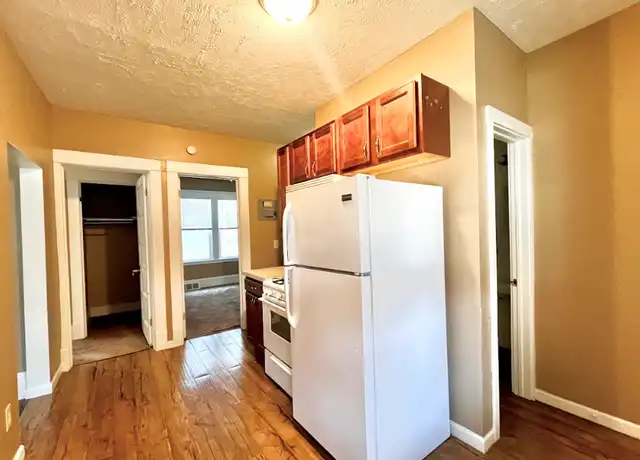 Property at 2050 E 125th St Unit 02, Cleveland, OH, 44106, 2 beds, 1 bath, [object Object]