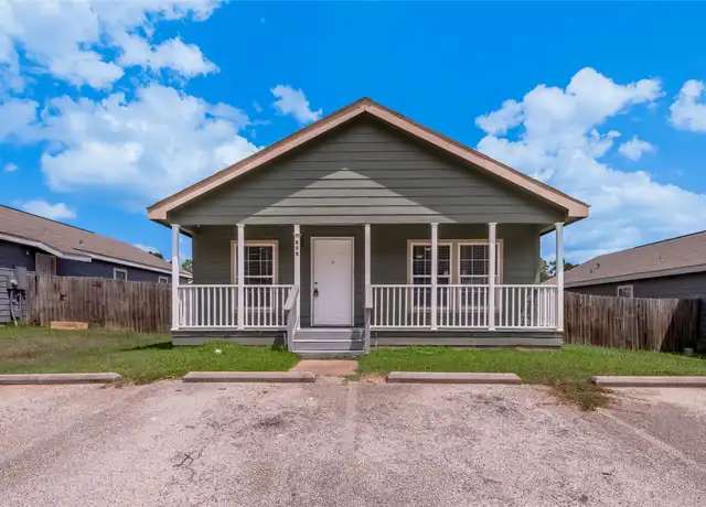 Property at 145 Varsity Dr, Huntsville, TX, 77340, 4 beds, 4 baths, [object Object]