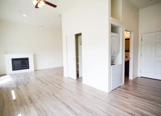 Property at 5607 E Burnside St Unit 5625-302, Portland, OR, 97215, 0 beds, 1 bath, [object Object]