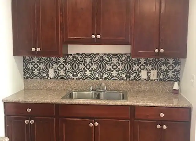 Property at 524 W 81st St, Los Angeles, CA, 90044, 2 beds, 1 bath, [object Object]
