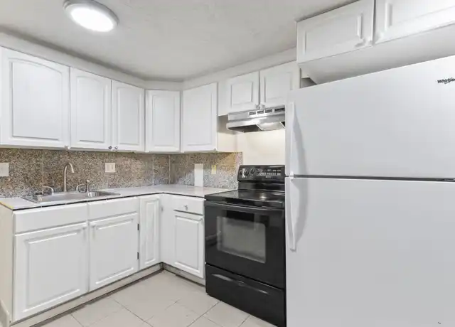 Property at 4320-4328 NE Maywood Pl, Portland, OR, 97220, 2 beds, 1 bath, [object Object]