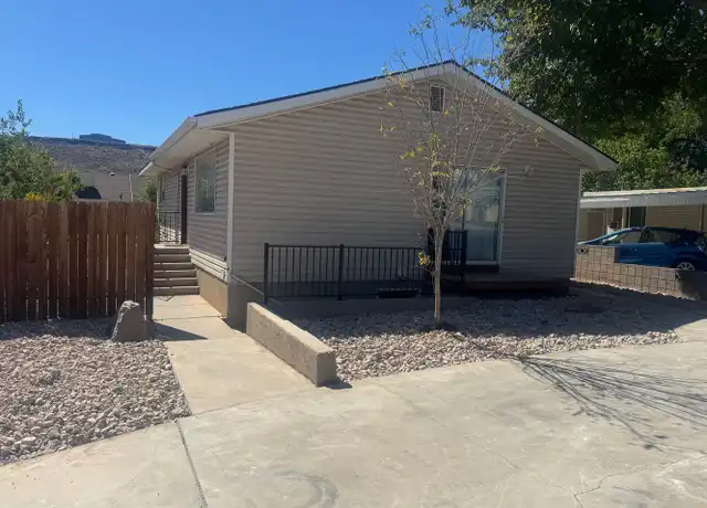 Property at 580 S 100 E Unit Downstairs, St. George, UT, 84770, 2 beds, 1 bath, [object Object]