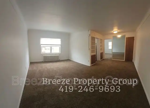 Property at 2445 W Bancroft St, Toledo, OH, 43607, 1 bed, 1 bath, [object Object]