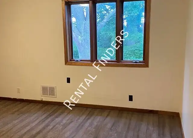 Property at S7559 U.S. 12 Unit E10, North Freedom, WI, 53951, 3 beds, 1.5 baths, [object Object]