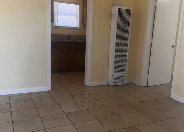 Property at 440 W 21st St Unit B, San Bernardino, CA, 92405, 1 bed, 1 bath, [object Object]