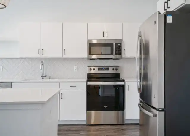 Property at 155 Jackson St Unit 206, Oshkosh, WI, 54901, 1 bed, 1 bath, [object Object]