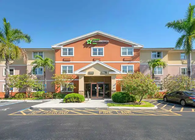 Property at West Palm Beach - Northpoint Corporate Park - 700 Northpoint Pkwy, West Palm Beach, FL, 33407, 0 beds, 1 bath, [object Object]