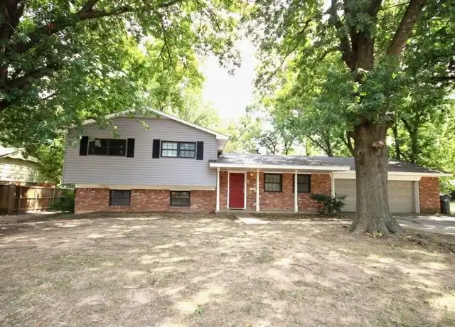 Property at 1124 Westbrooke Ter, Norman, OK, 73072, 4 beds, 2 baths, [object Object]